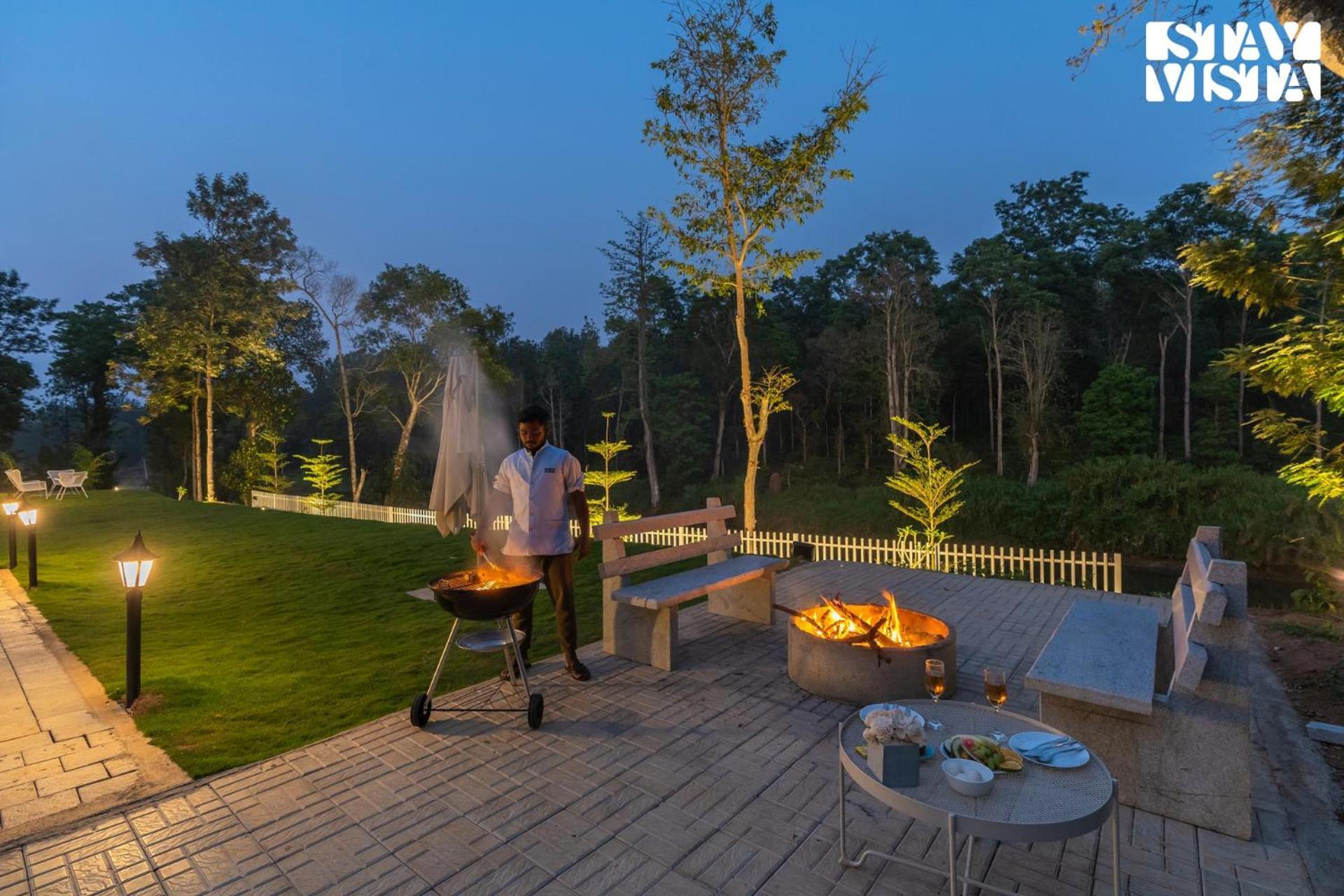 Stayvista At Mudra Manor Coorg Temperature Controlled Pool Villa Madikeri Buitenkant foto